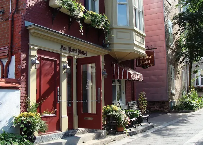 Au Petit Hotel
